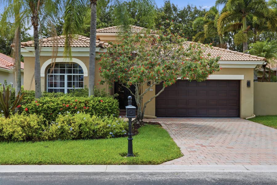 Property photo for 5677 Via De La Plata Circle, Delray Beach, FL