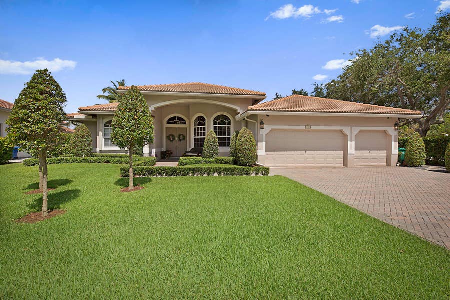 Property photo for 4971 Kensington Circle, Coral Springs, FL