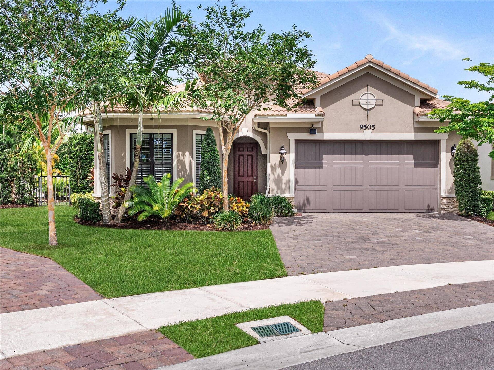 9505 Kalmar Circle W, Parkland, FL 33076 01-1
