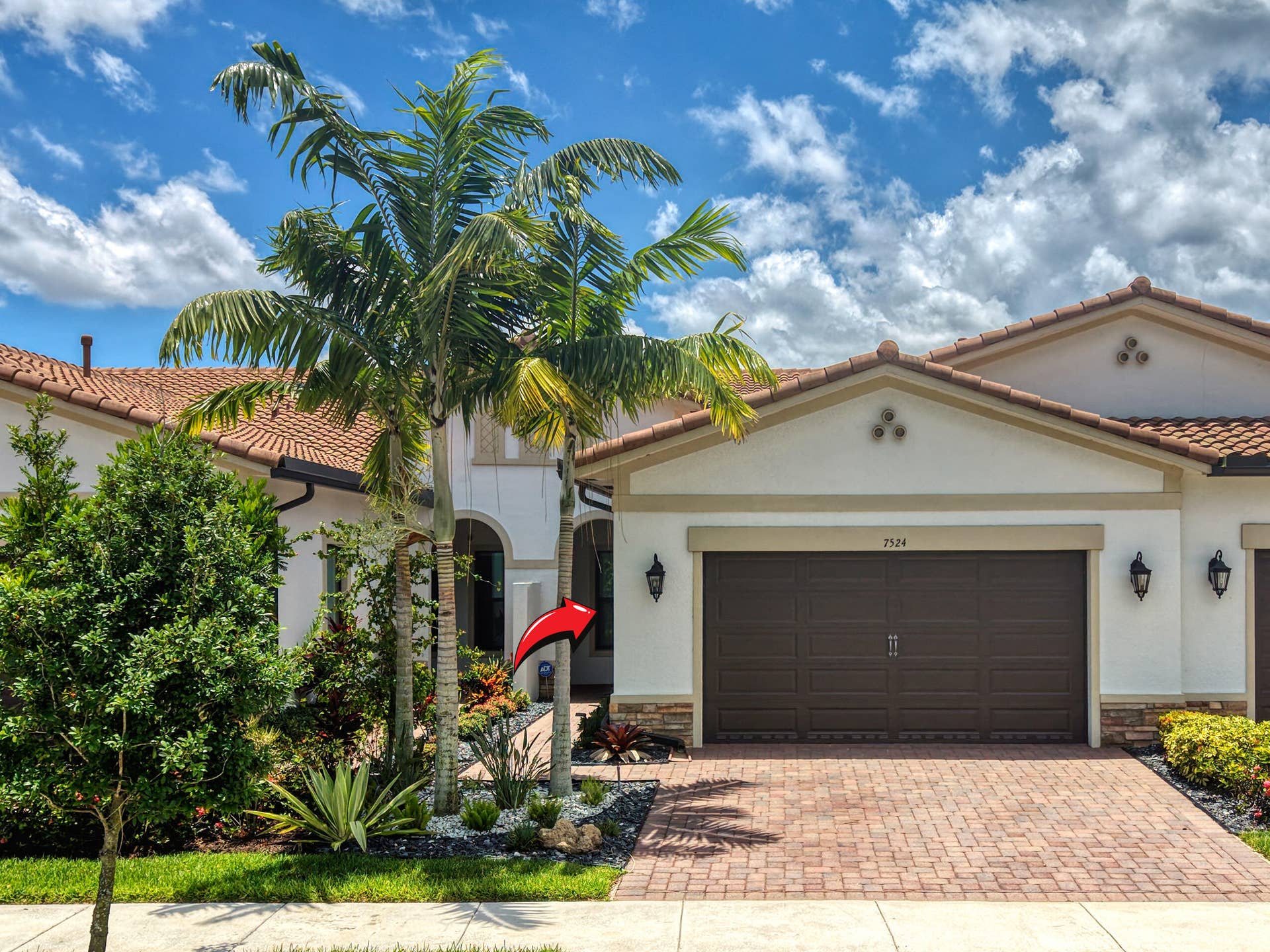 7524 N Blue Spring Drive, Parkland, FL 33067 1 Exterior Front (4)