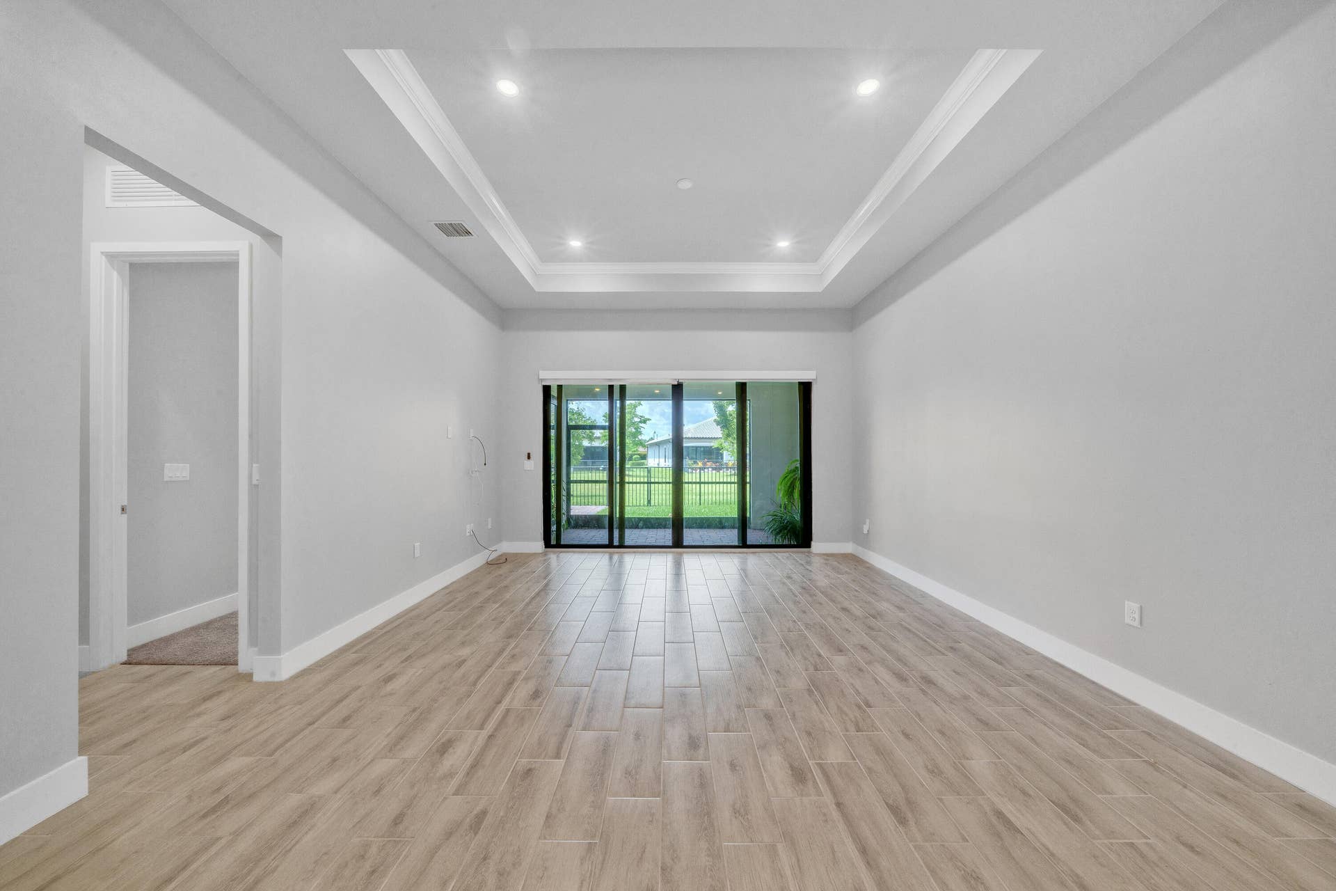 7524 N Blue Spring Drive, Parkland, FL 33067 11 Living Area (3)