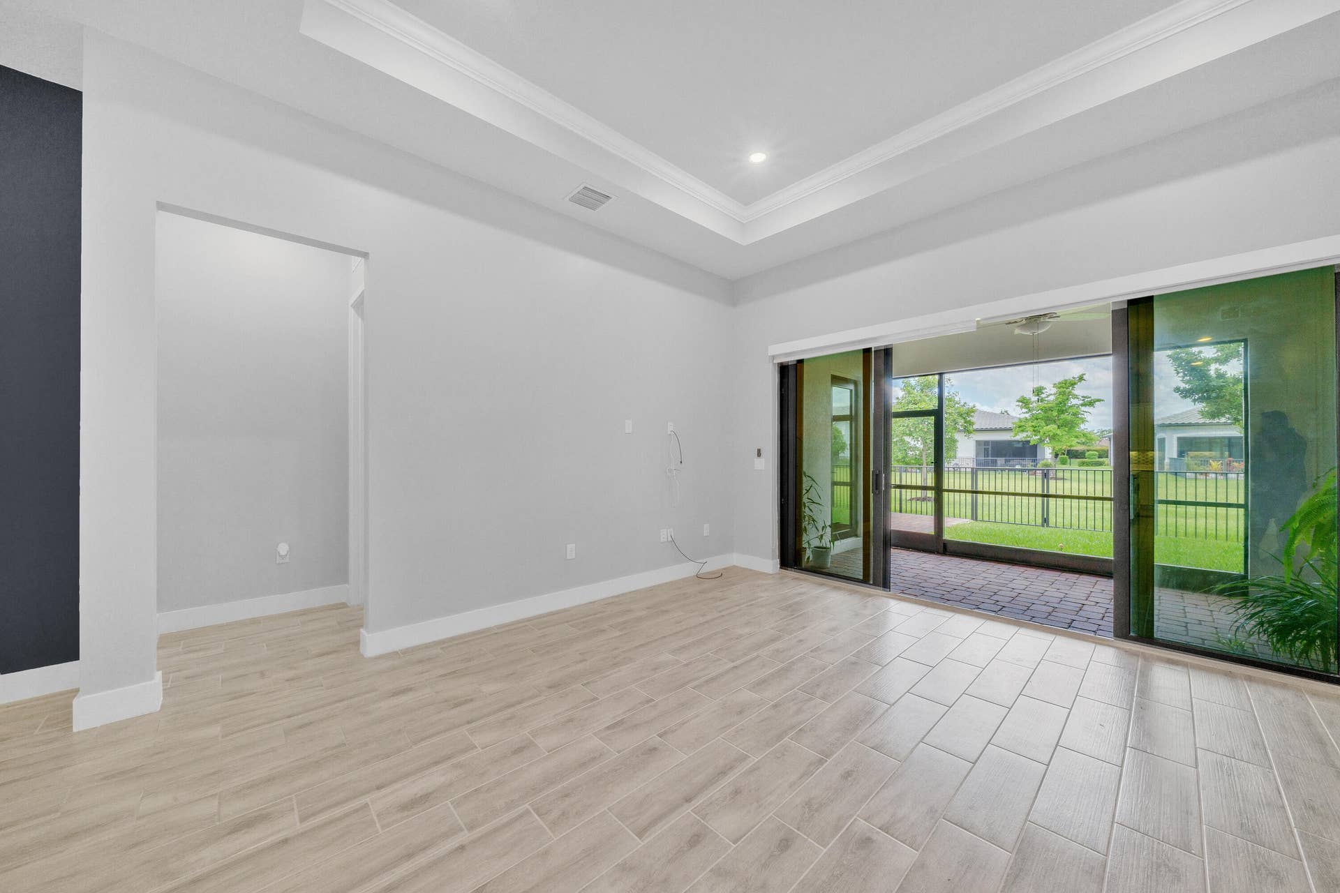 7524 N Blue Spring Drive, Parkland, FL 33067 15 Living Area (2)