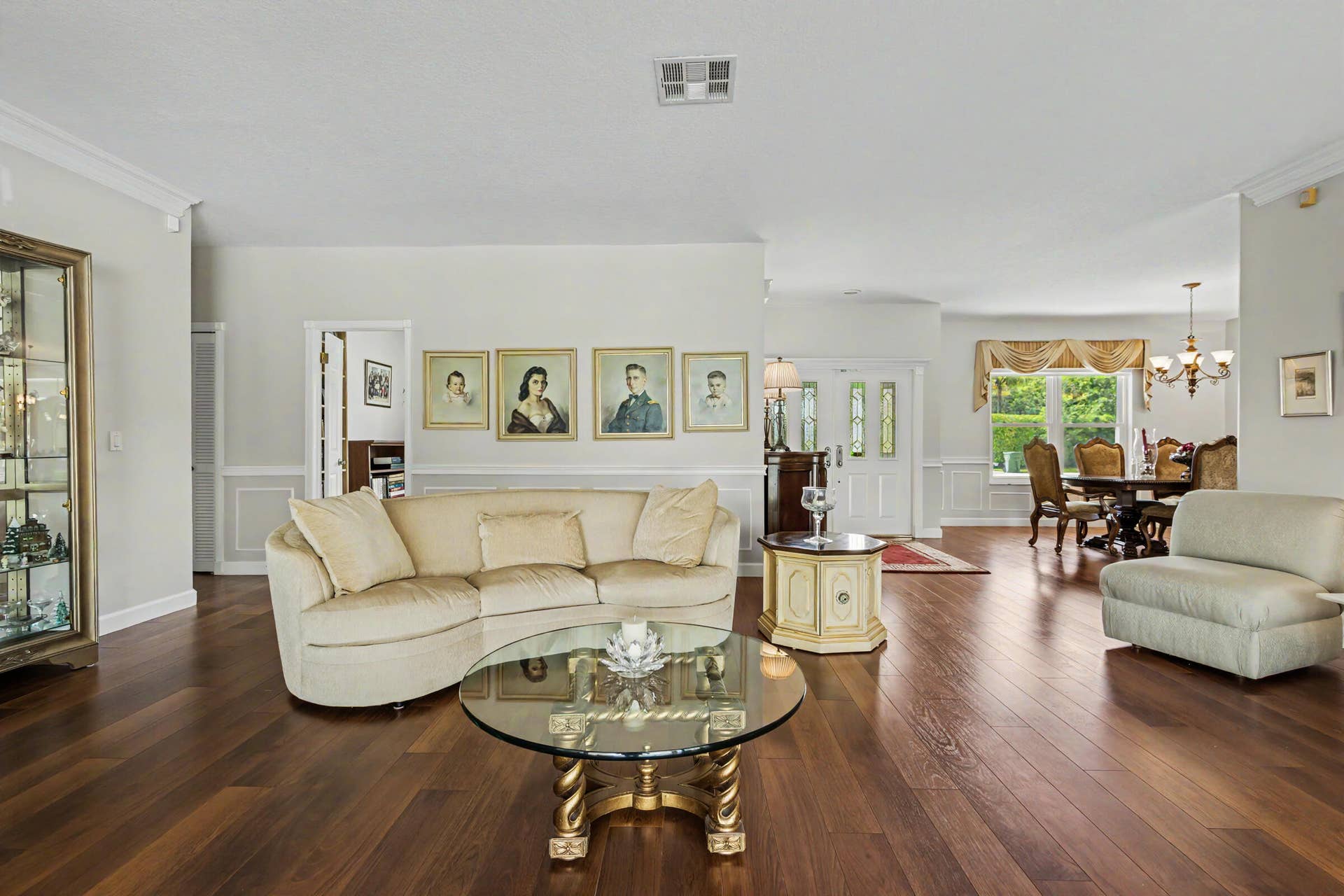 770 Ranch Road, Weston, FL 33326 Living room