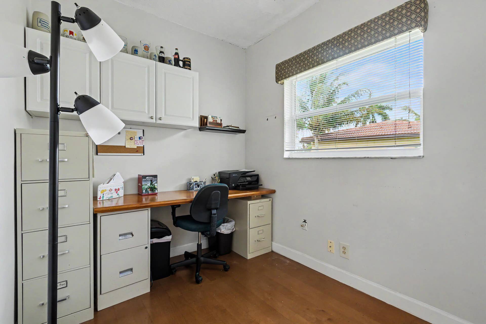 770 Ranch Road, Weston, FL 33326 Office area with includes Closet for storage