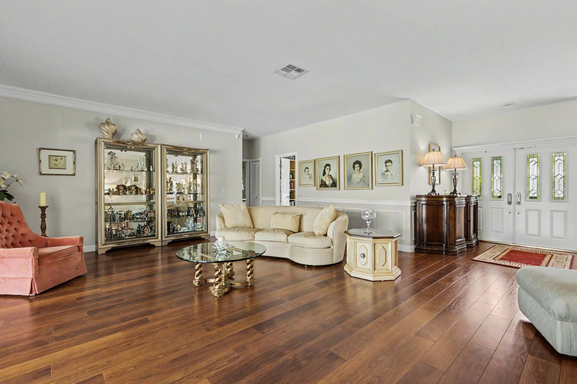 770 Ranch Road, Weston, FL 33326 Living room