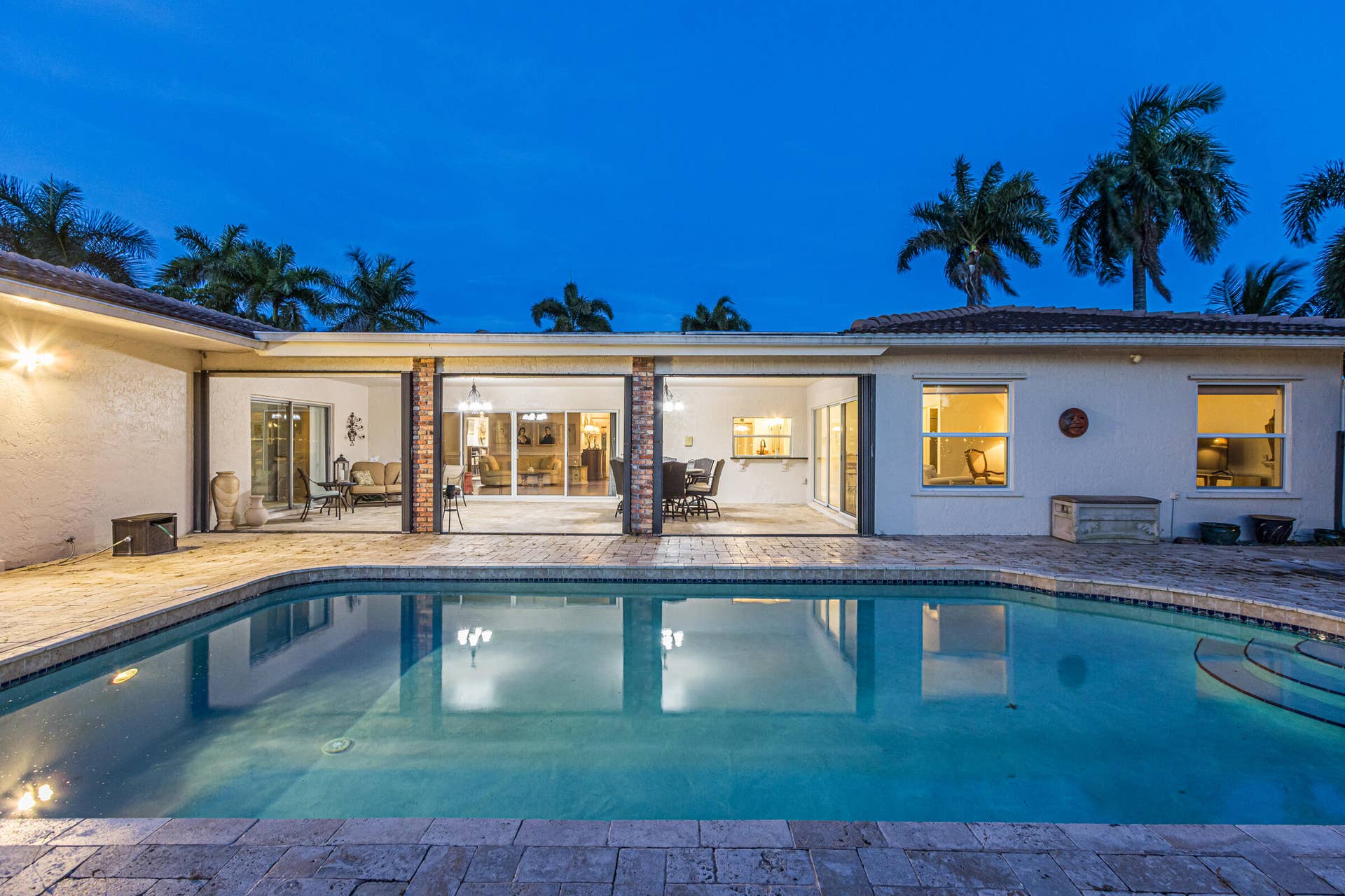 770 Ranch Road, Weston, FL 33326 770-131