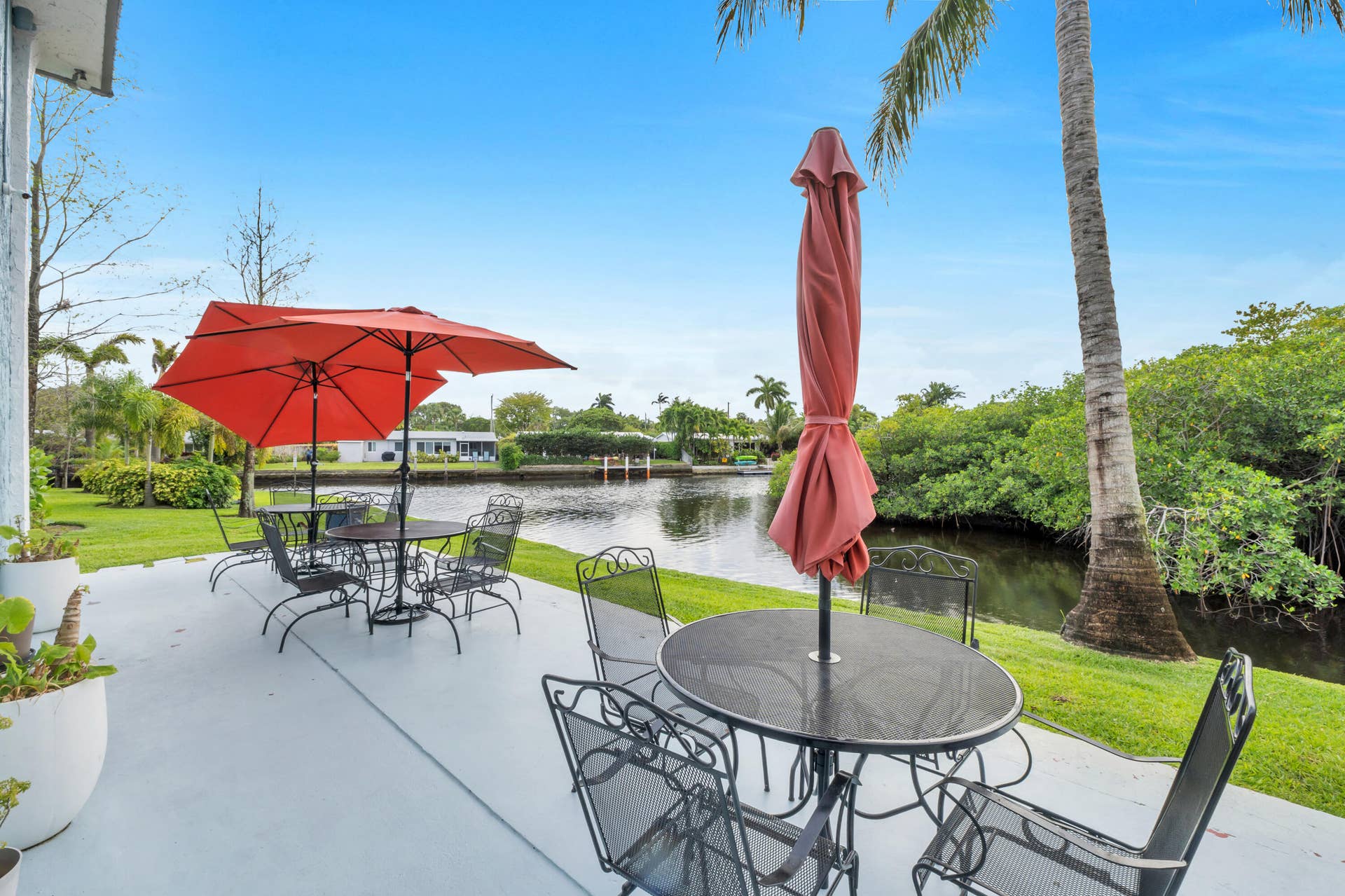 BBQ AREA - Waterfront