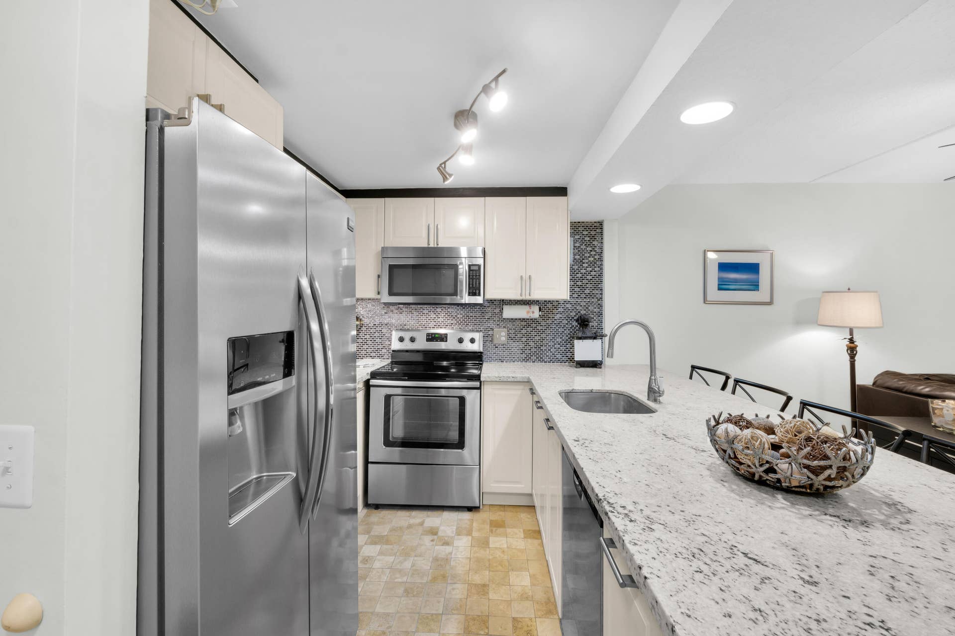 3004_NE_5th_Terrace_112C-15