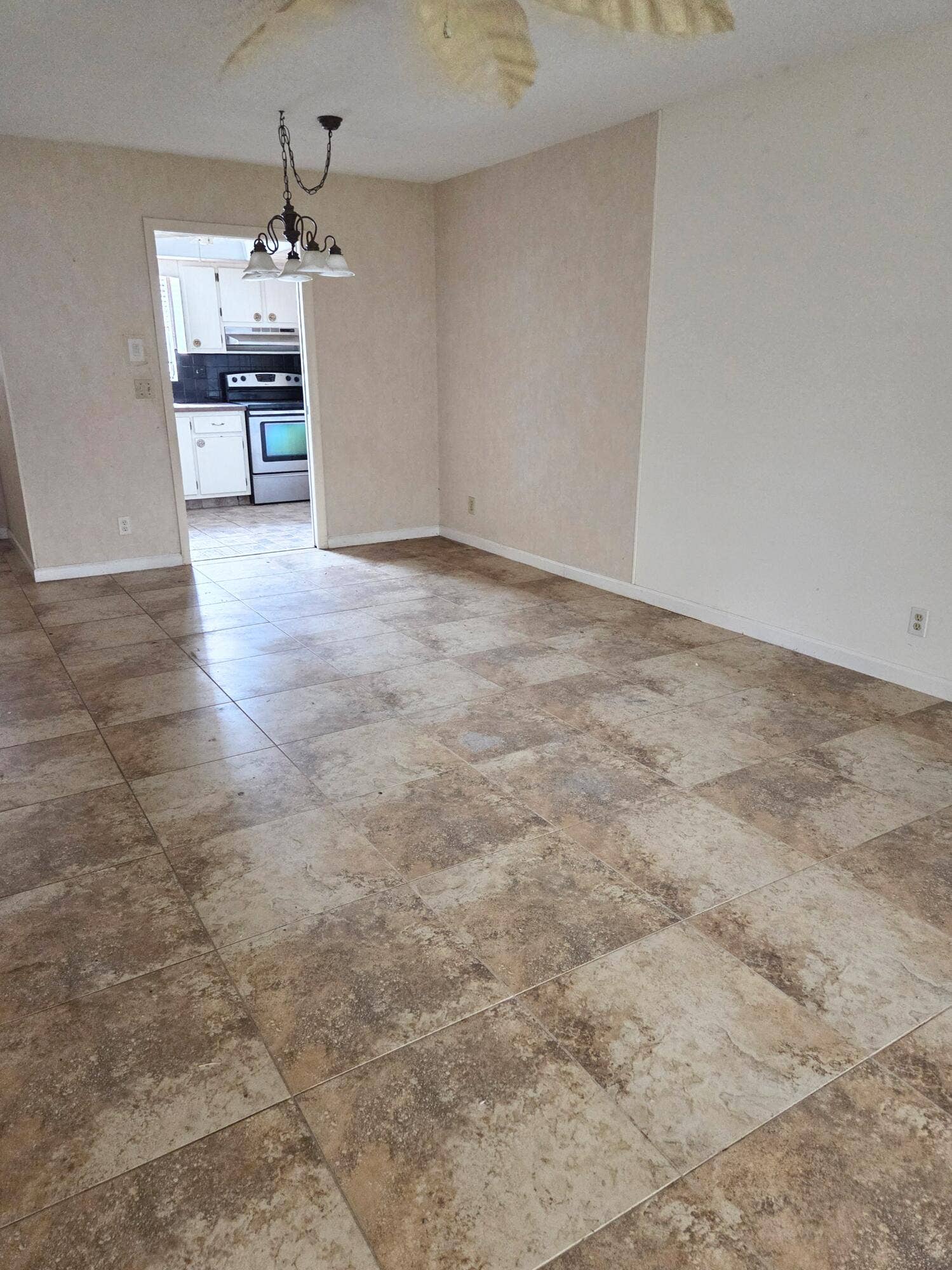 2703 Dudley Drive W, #Unit E, West Palm Beach, FL 33415 20260527_150553