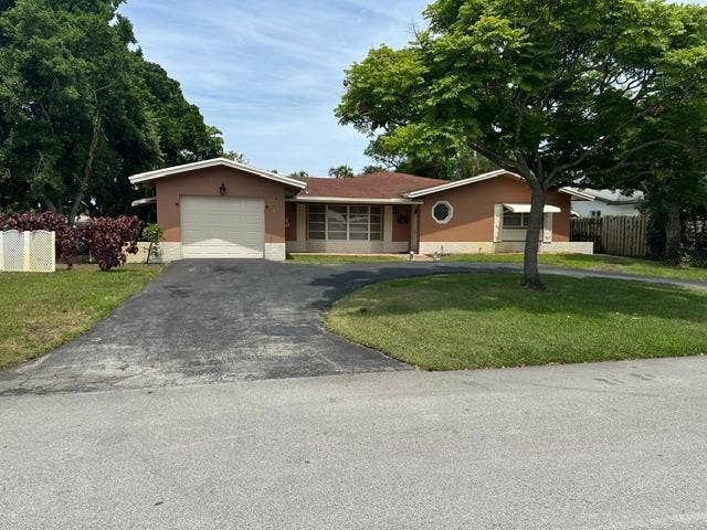 Property photo for 732 SE 11th Avenue, Deerfield Beach, FL
