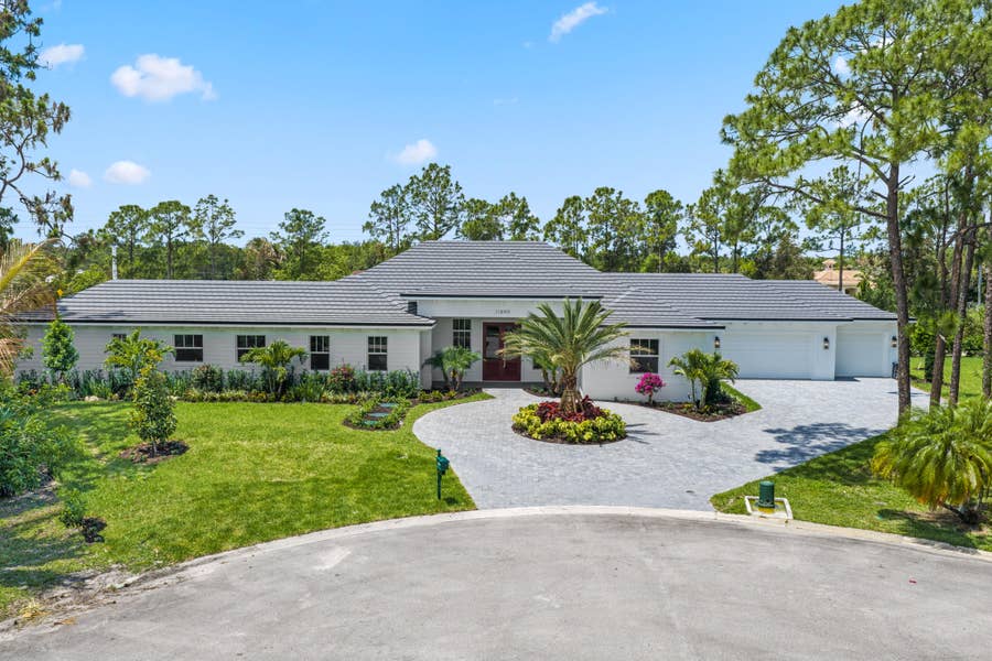 Property photo for 11899 Sanbourn Court, Palm Beach Gardens, FL