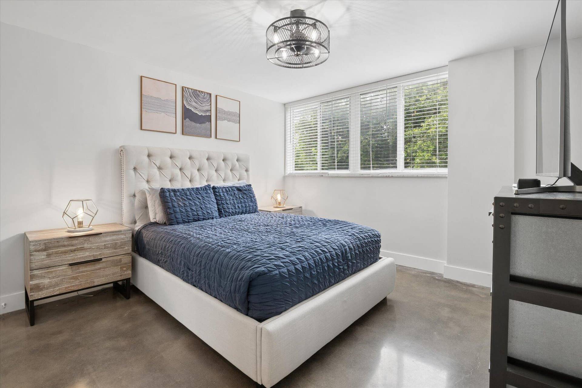 08-Carbonara-524 Orton Ave #201-8