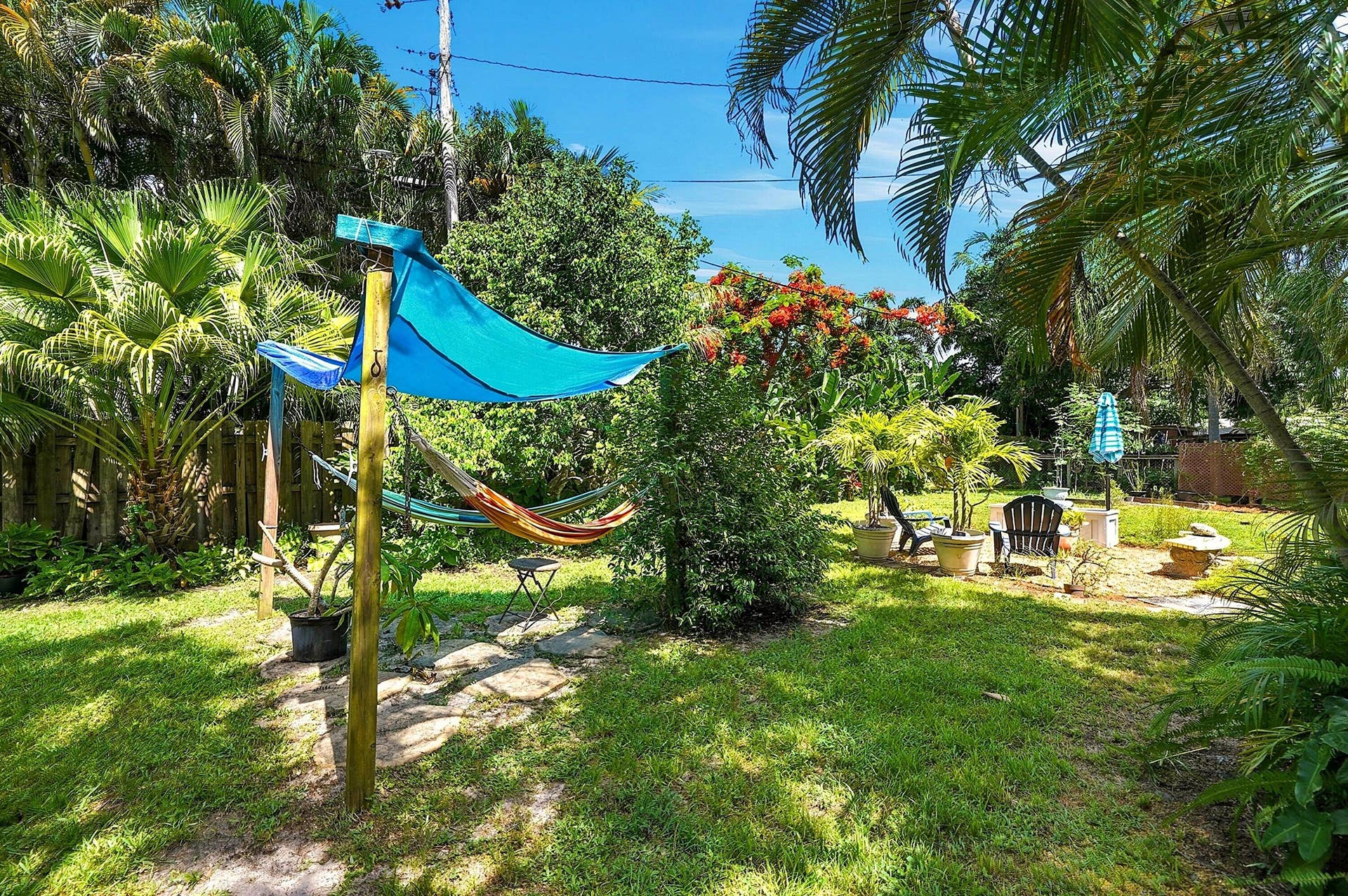 2417 NW 7th Avenue, Wilton Manors, FL 33311 04_yard