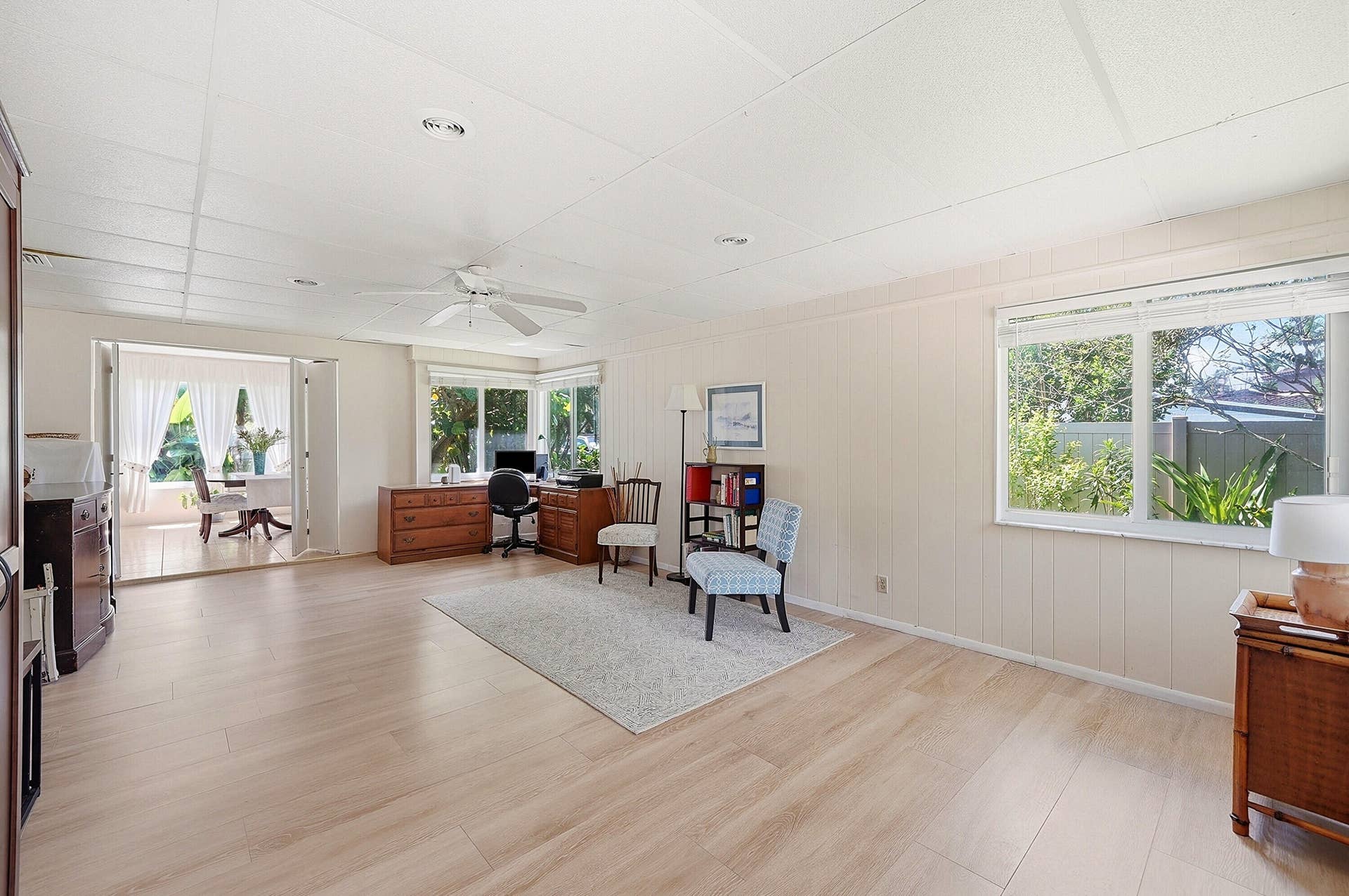 2417 NW 7th Avenue, Wilton Manors, FL 33311 15_family room