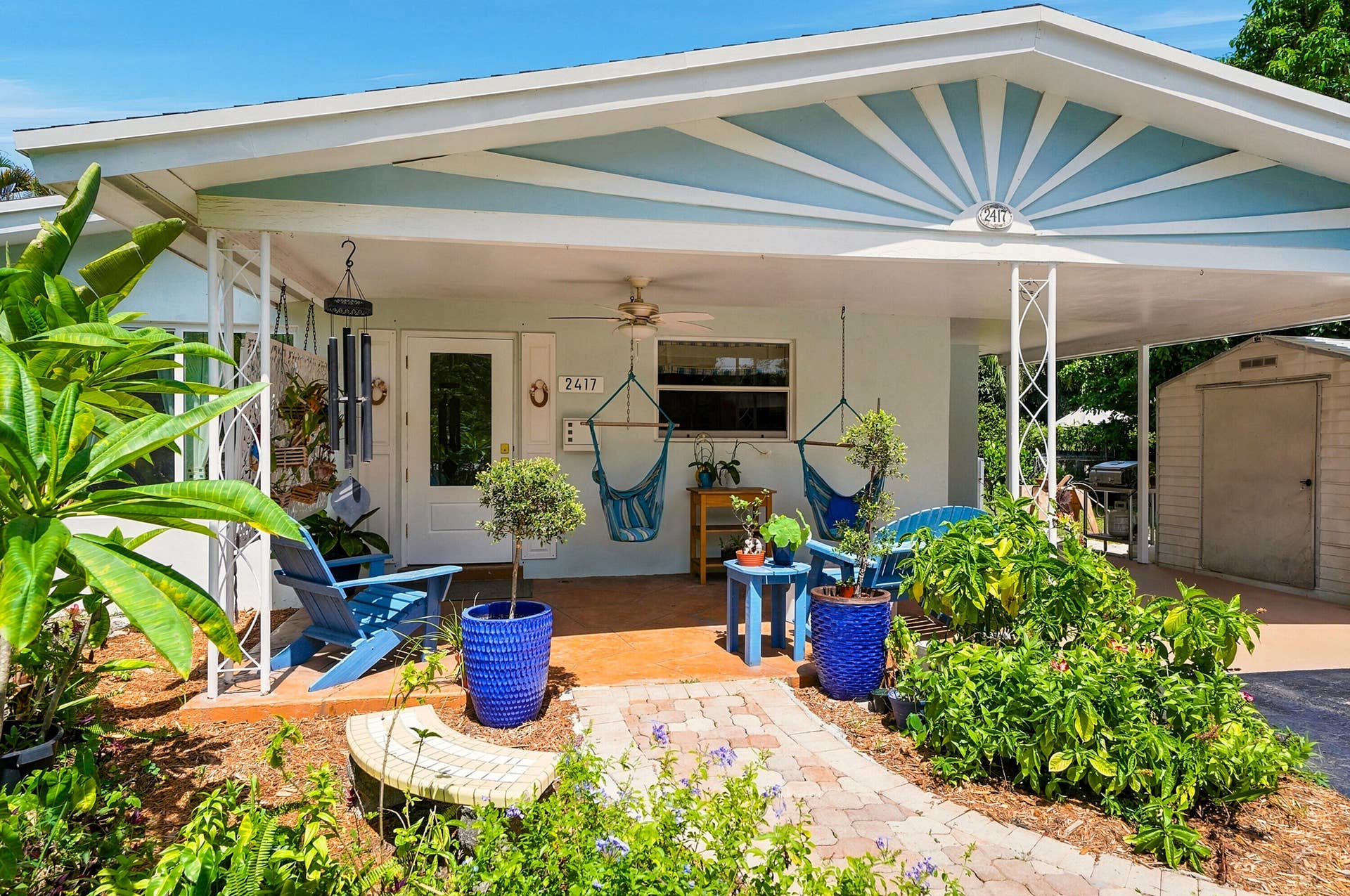 2417 NW 7th Avenue, Wilton Manors, FL 33311 02_entry