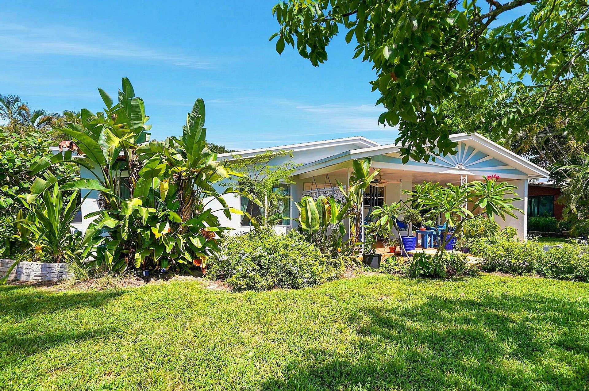 2417 NW 7th Avenue, Wilton Manors, FL 33311 16_front