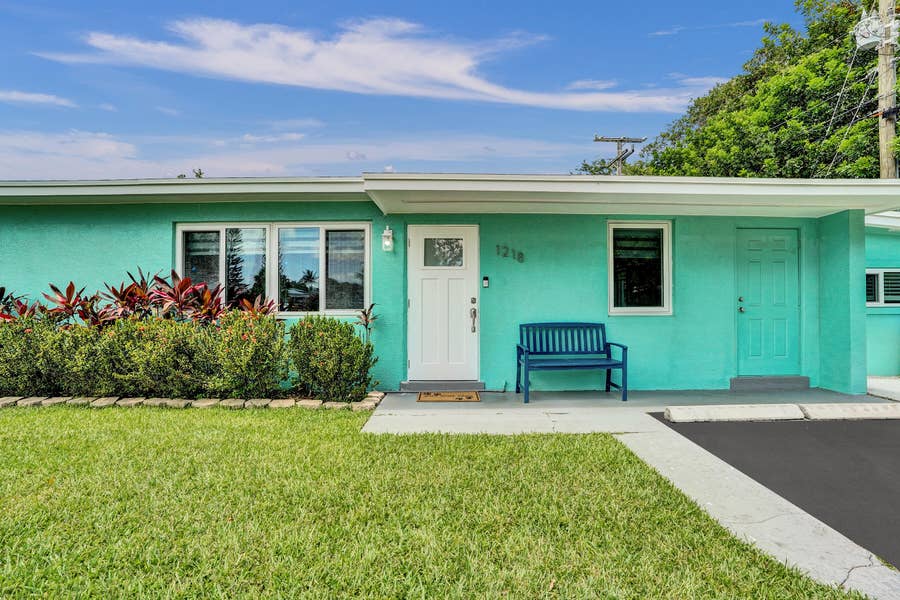 Property photo for 1218 SW 22nd Avenue, Delray Beach, FL