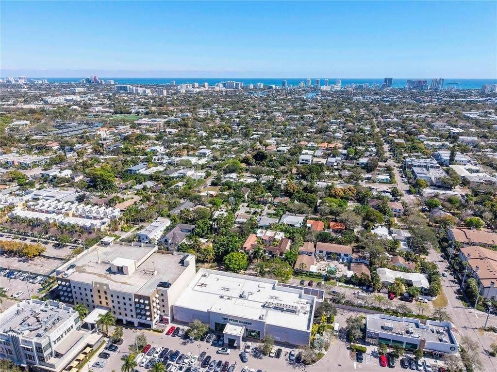 575 NE 7th Avenue, #4b, Fort Lauderdale, FL 33301 575 overhead 3
