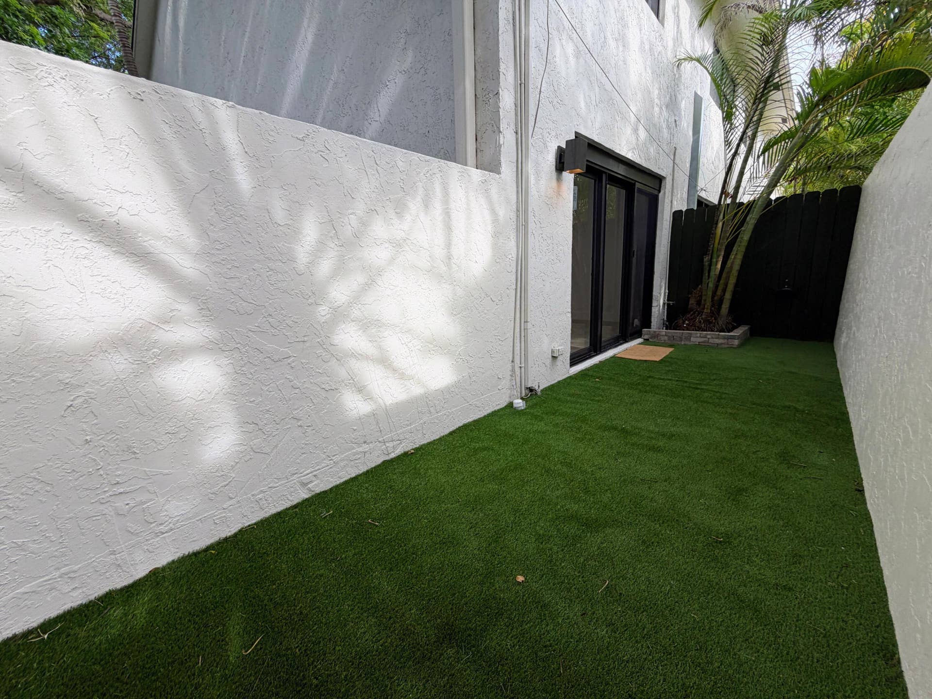 575 NE 7th Avenue, #4b, Fort Lauderdale, FL 33301 BACK PORCH
