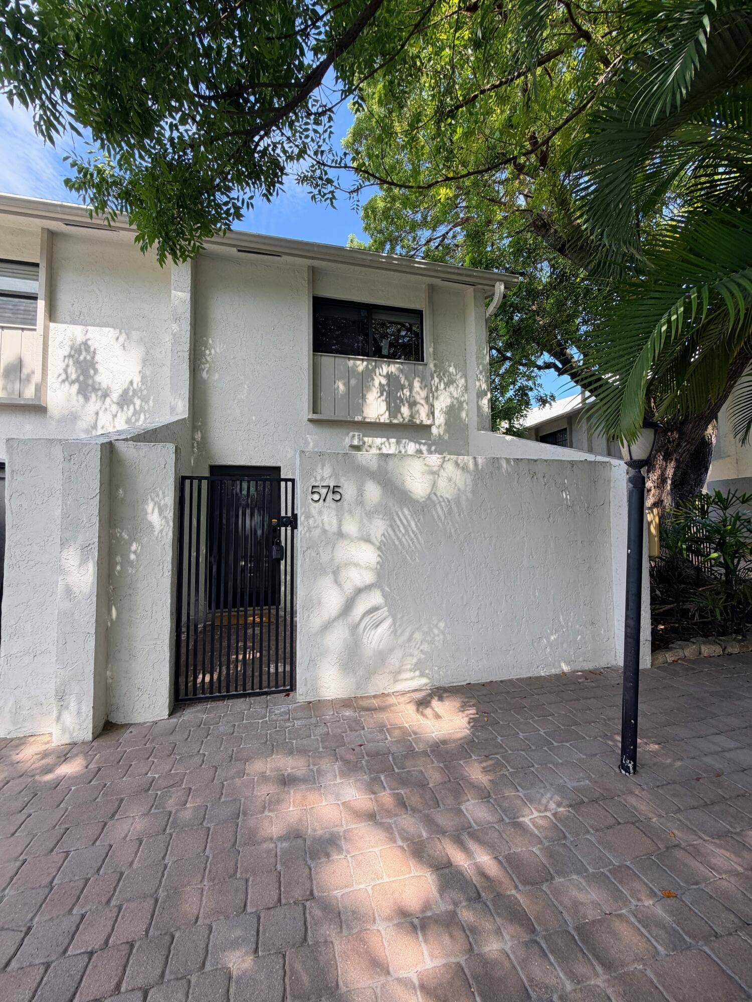 575 NE 7th Avenue, #4b, Fort Lauderdale, FL 33301 OVERHEAD