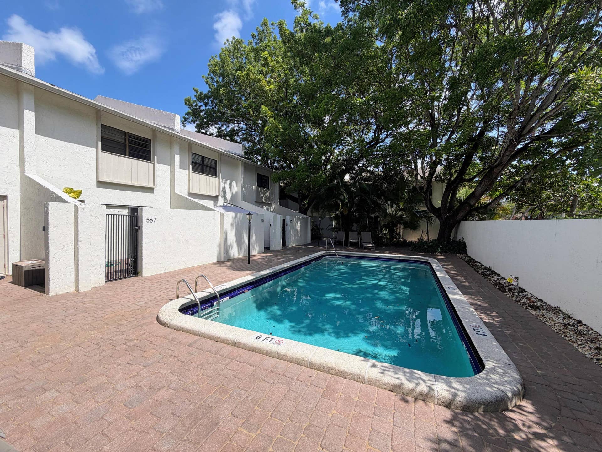 575 NE 7th Avenue, #4b, Fort Lauderdale, FL 33301 IMG_9056