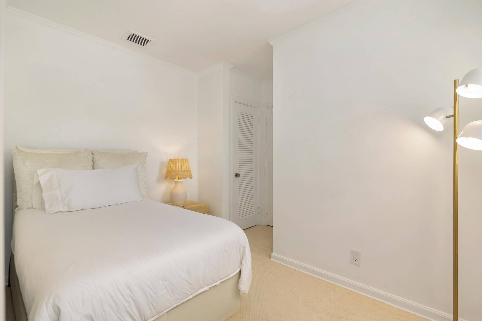 241 Via Linda, Palm Beach, Palm Beach, FL 33480 Guest Bedroom