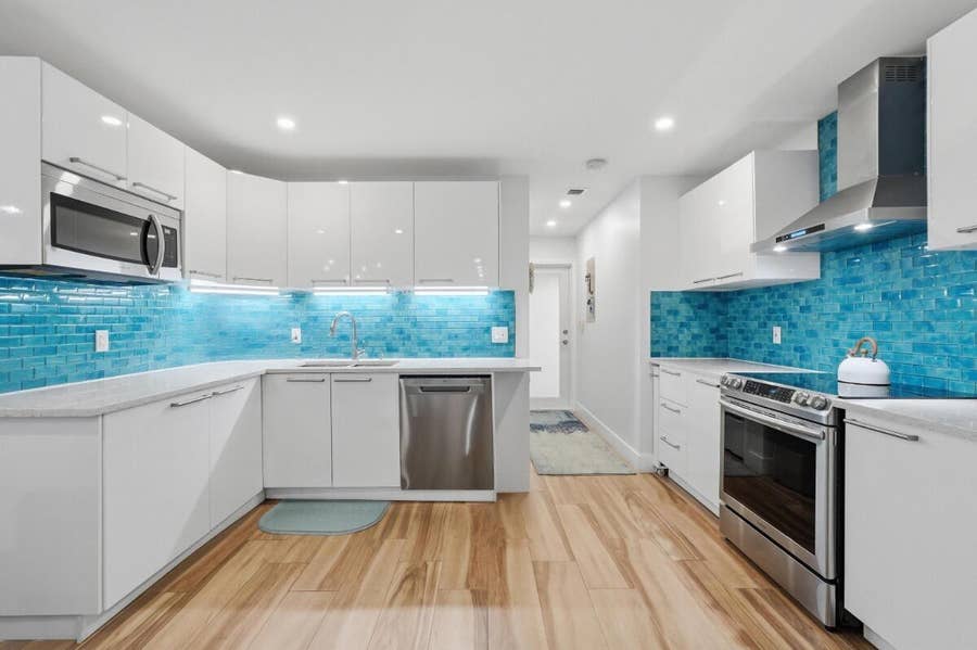 Property photo for 904 W Cypress Lane, #V-46, Pompano Beach, FL
