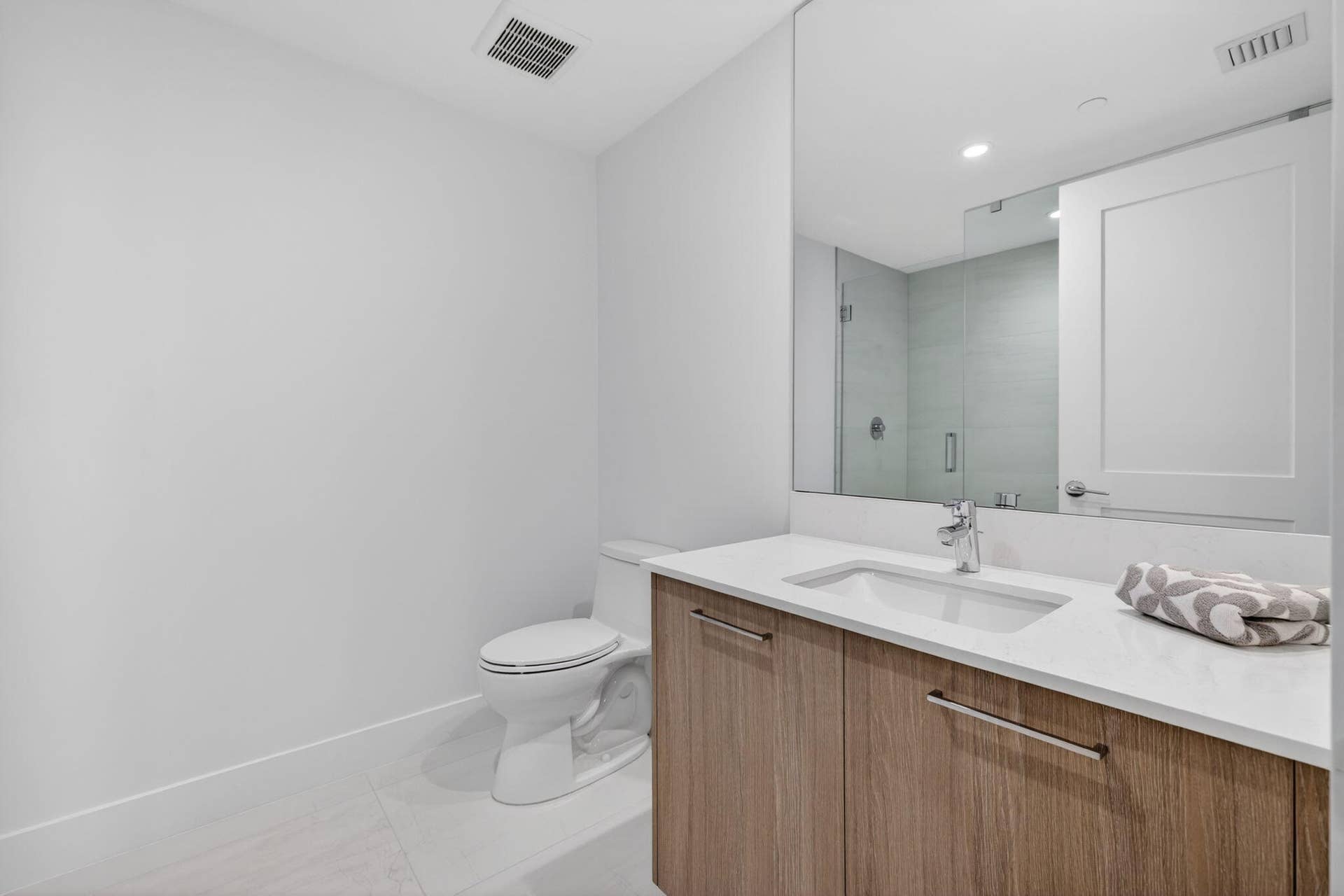 153 N Seabreeze Boulevard, #901-s, Fort Lauderdale, Fort Lauderdale, FL 33304 63-web-or-mls-699A1952
