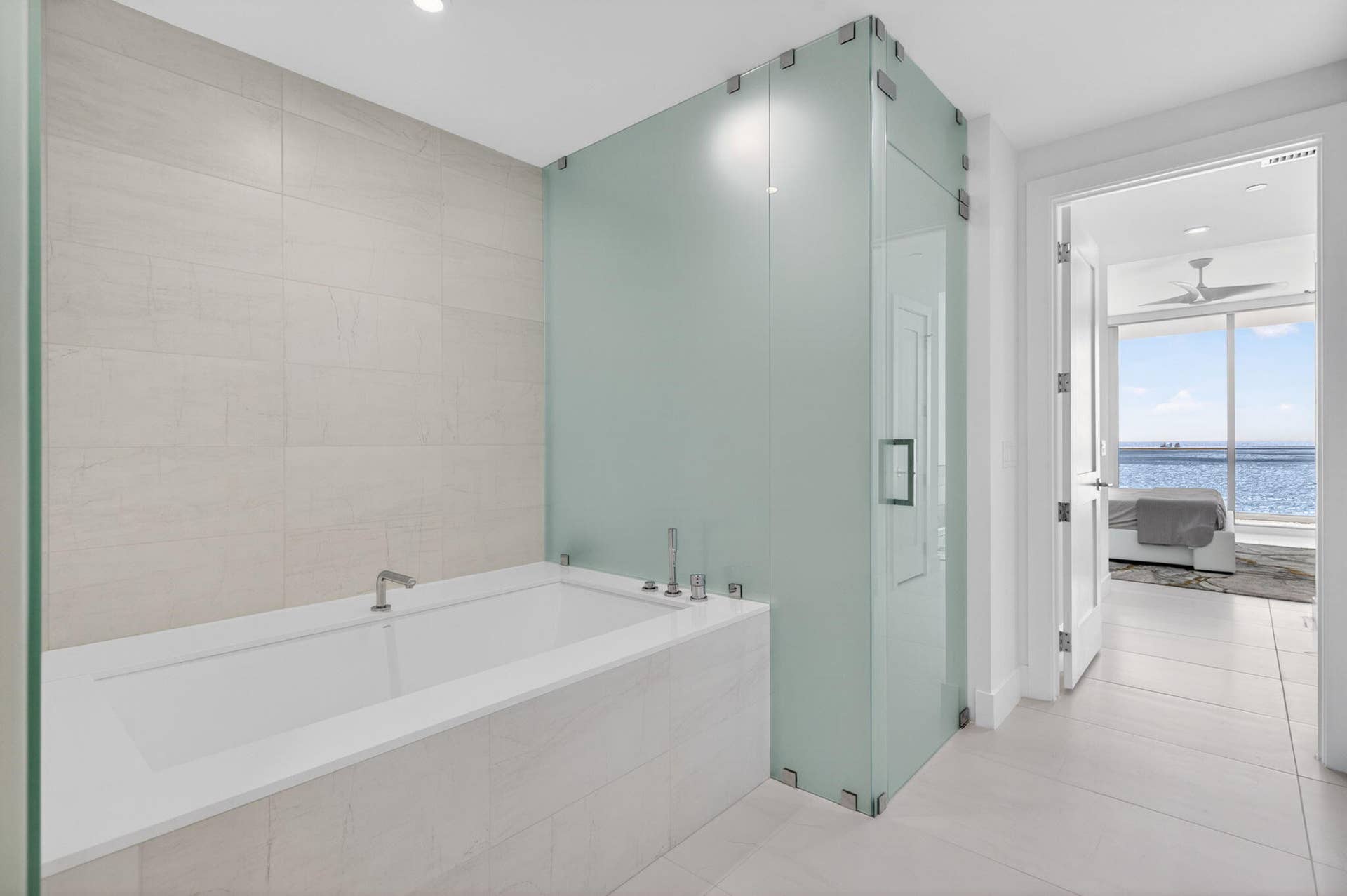 153 N Seabreeze Boulevard, #901-s, Fort Lauderdale, Fort Lauderdale, FL 33304 49-web-or-mls-699A1823