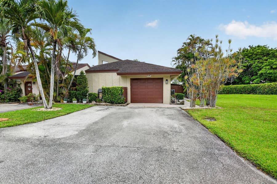 Property photo for 22718 Vistawood Way, Boca Raton, FL