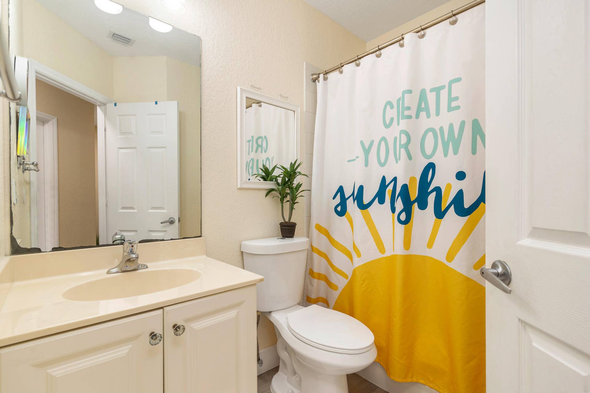 3725 Oleander Terrace, Riviera Beach, FL 33404 Bathroom2