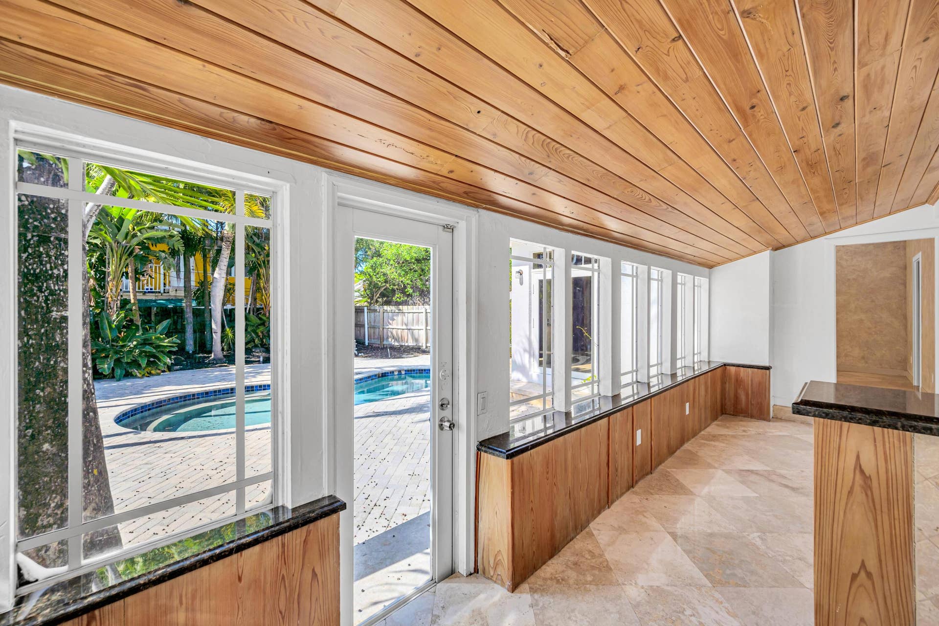 1413 NE 4th Court, Fort Lauderdale, FL 33301 1413 NE 4TH CT-23