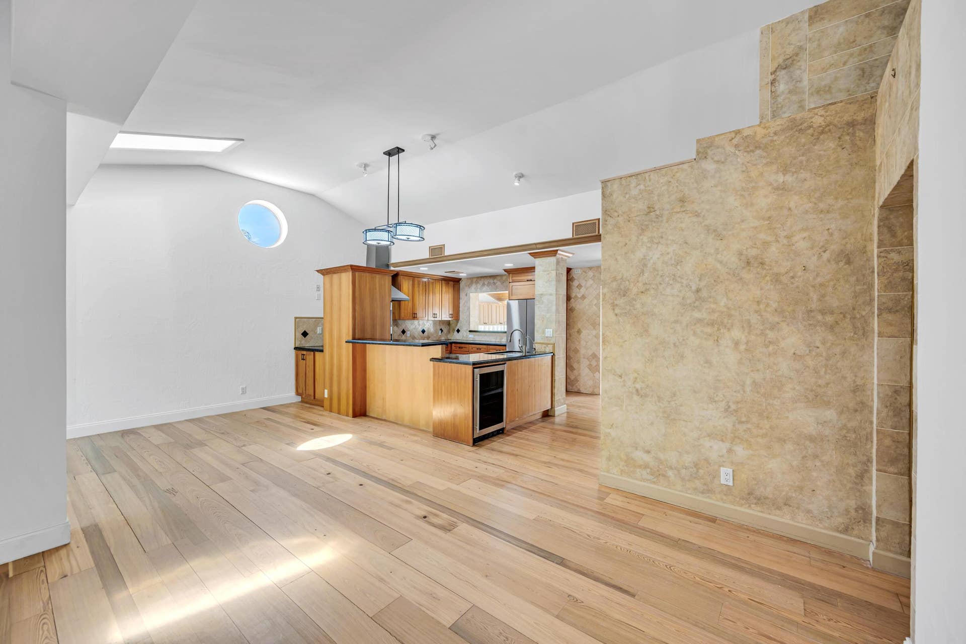 1413 NE 4th Court, Fort Lauderdale, FL 33301 1413 NE 4TH CT-10