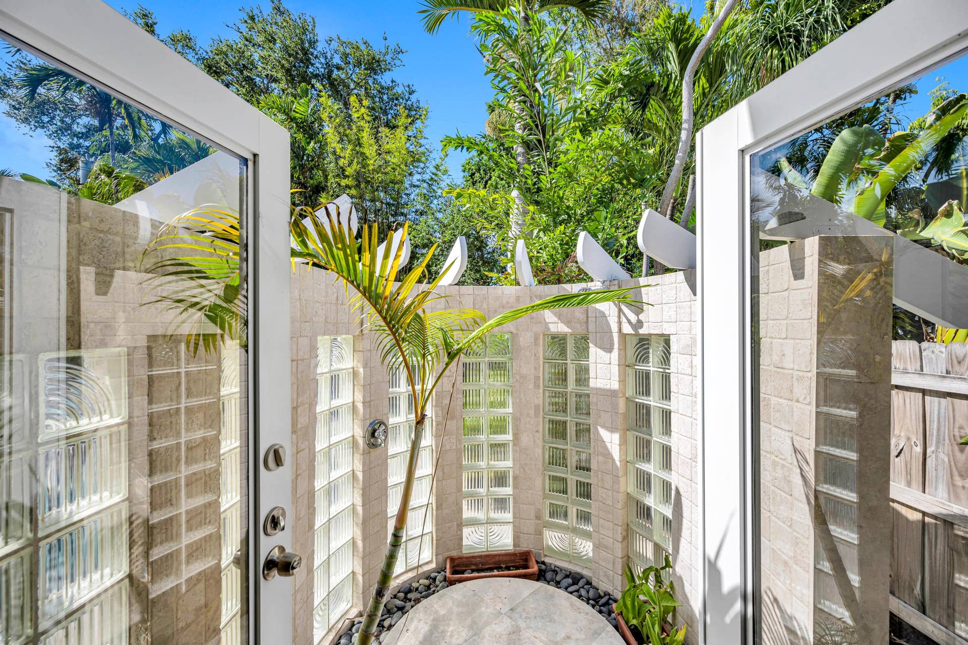 1413 NE 4th Court, Fort Lauderdale, FL 33301 1413 NE 4TH CT-36