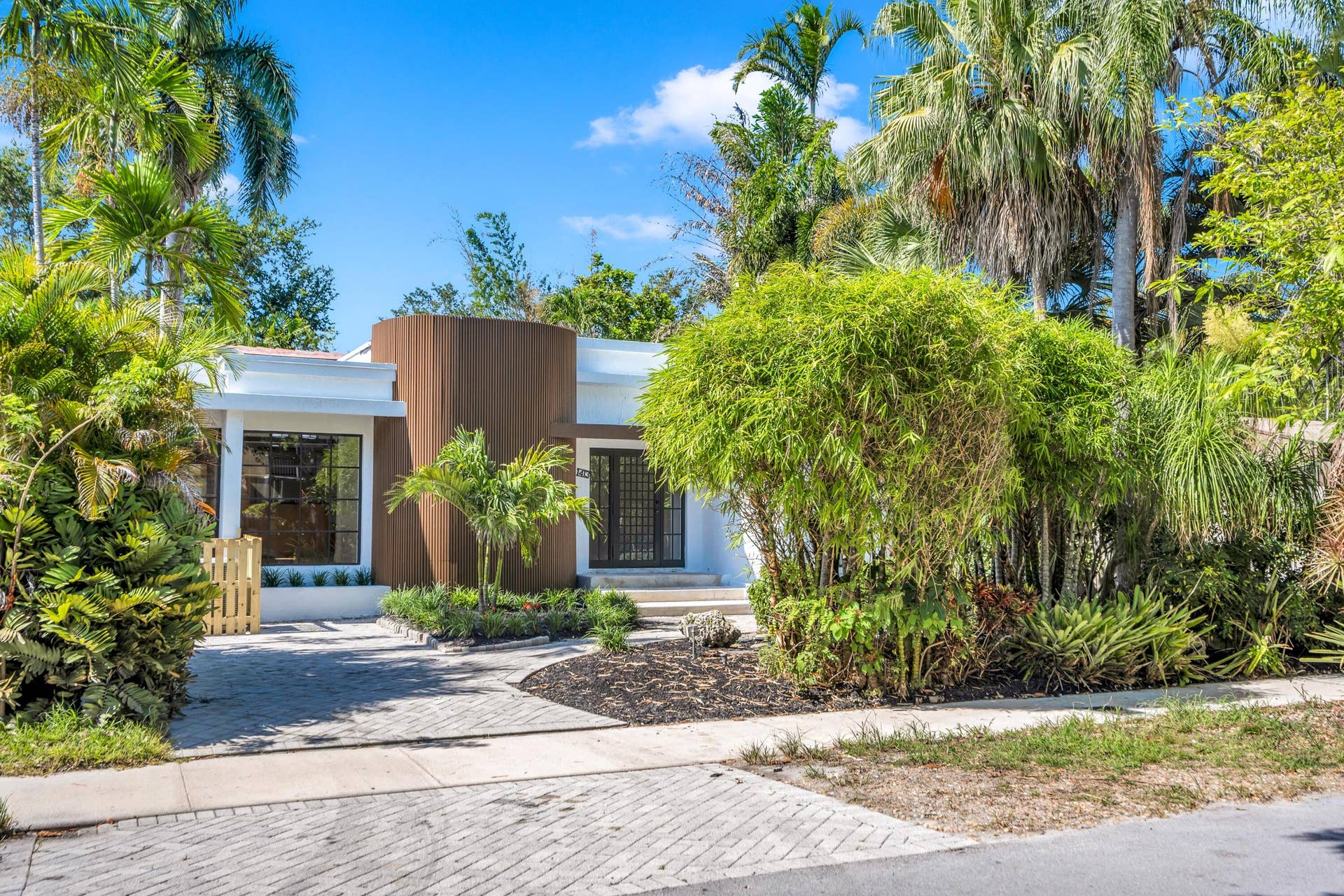 1413 NE 4th Court, Fort Lauderdale, FL 33301 1413 NE 4TH CT-1