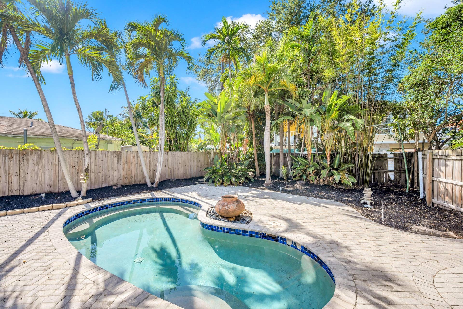 1413 NE 4th Court, Fort Lauderdale, FL 33301 1413 NE 4TH CT-27