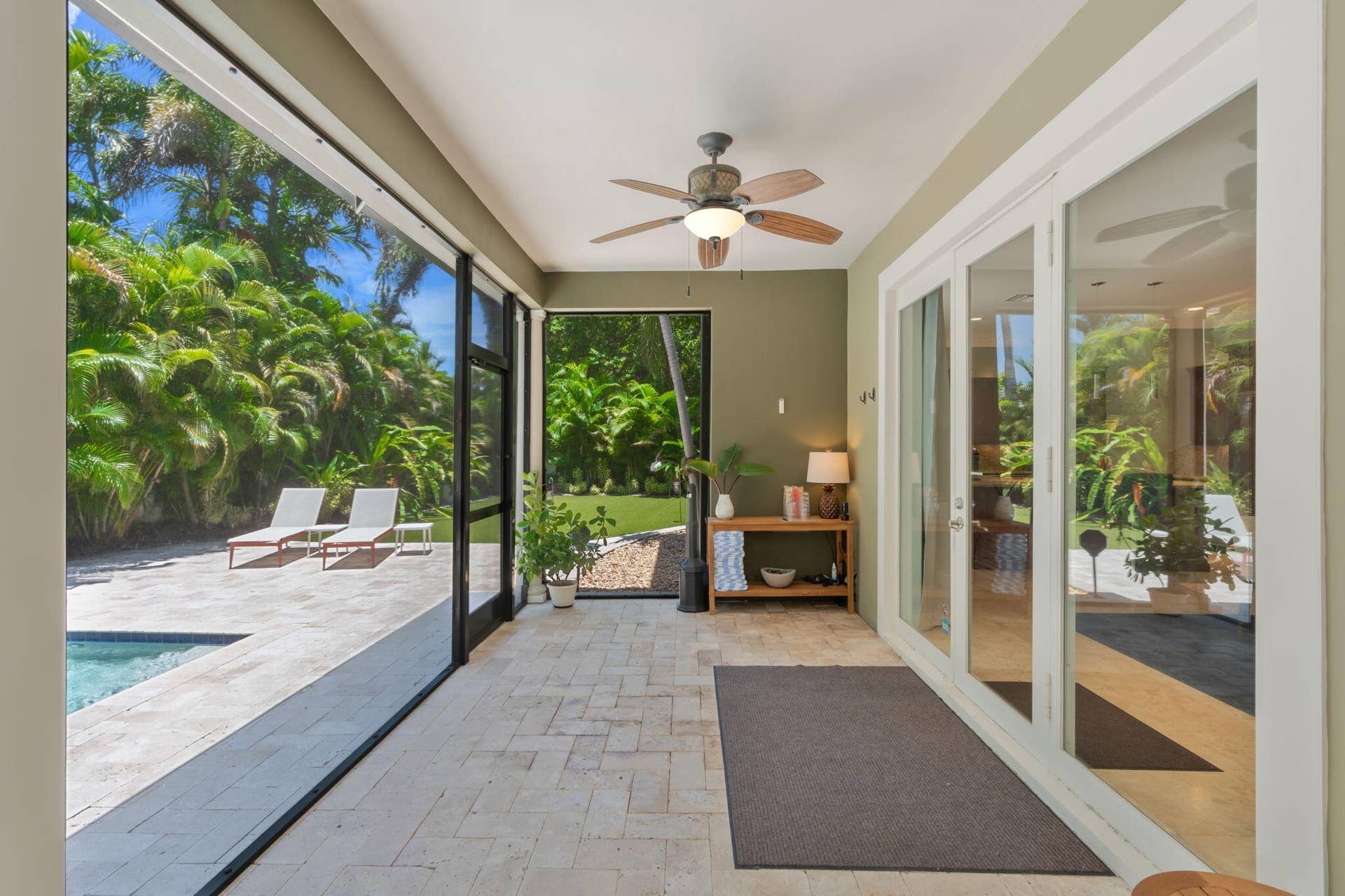 633 NE 20th Street, Wilton Manors, FL 33305 10-web-or-mls-633 NE 20th St, Wilton Man