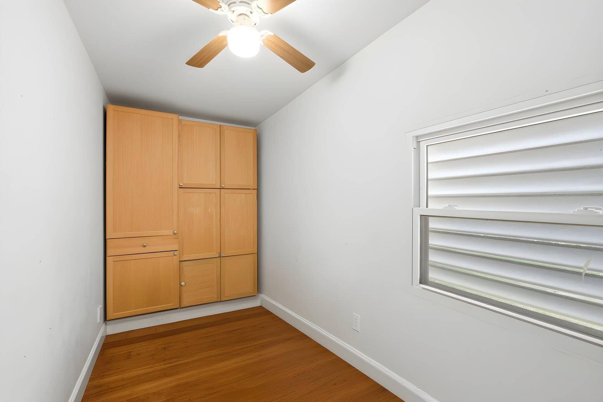 823 Doctor Martin Luther King Junior Boulevard, #823, Pompano Beach, FL 33060 15-web-or-mls-DSC08116_08f95f3f furnitur