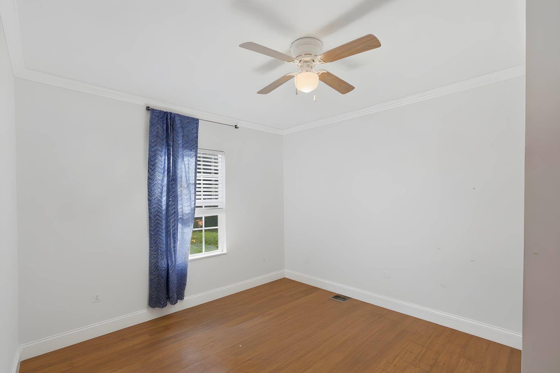823 Doctor Martin Luther King Junior Boulevard, #823, Pompano Beach, FL 33060 19-web-or-mls-DSC08092_decluttered_reedi