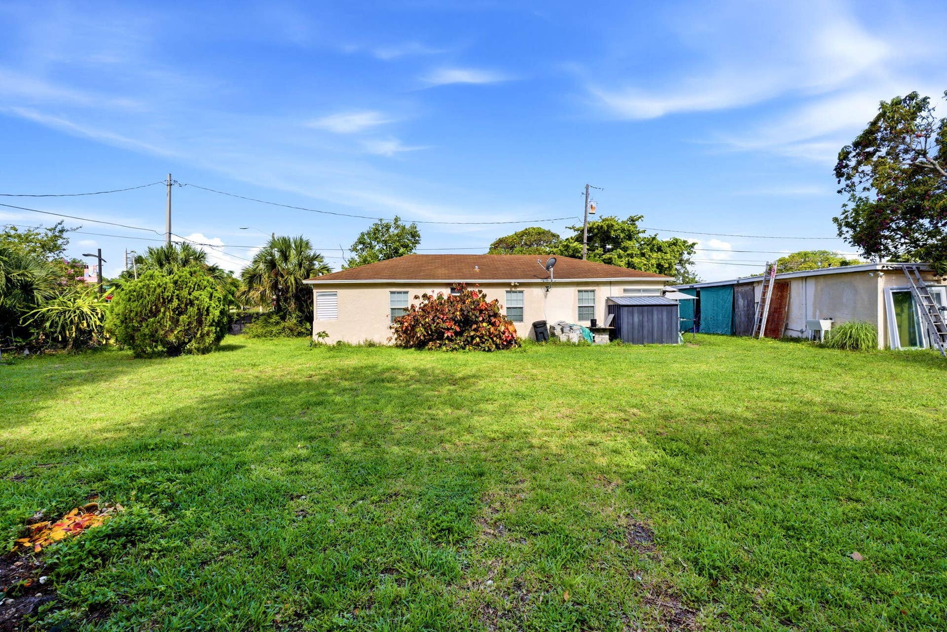 823 Doctor Martin Luther King Junior Boulevard, #823, Pompano Beach, FL 33060 9-web-or-mls-DSC08209_b21f49d3