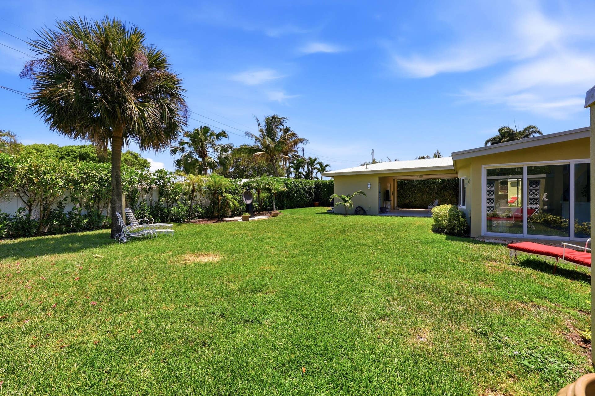 504 Bay Road, North Palm Beach, FL 33408 Backyard