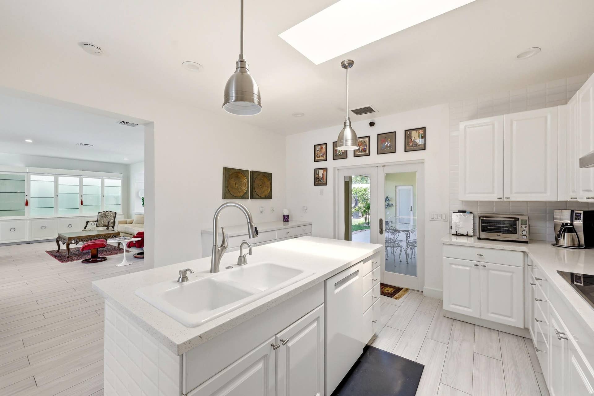 504 Bay Road, North Palm Beach, FL 33408 Kitchen