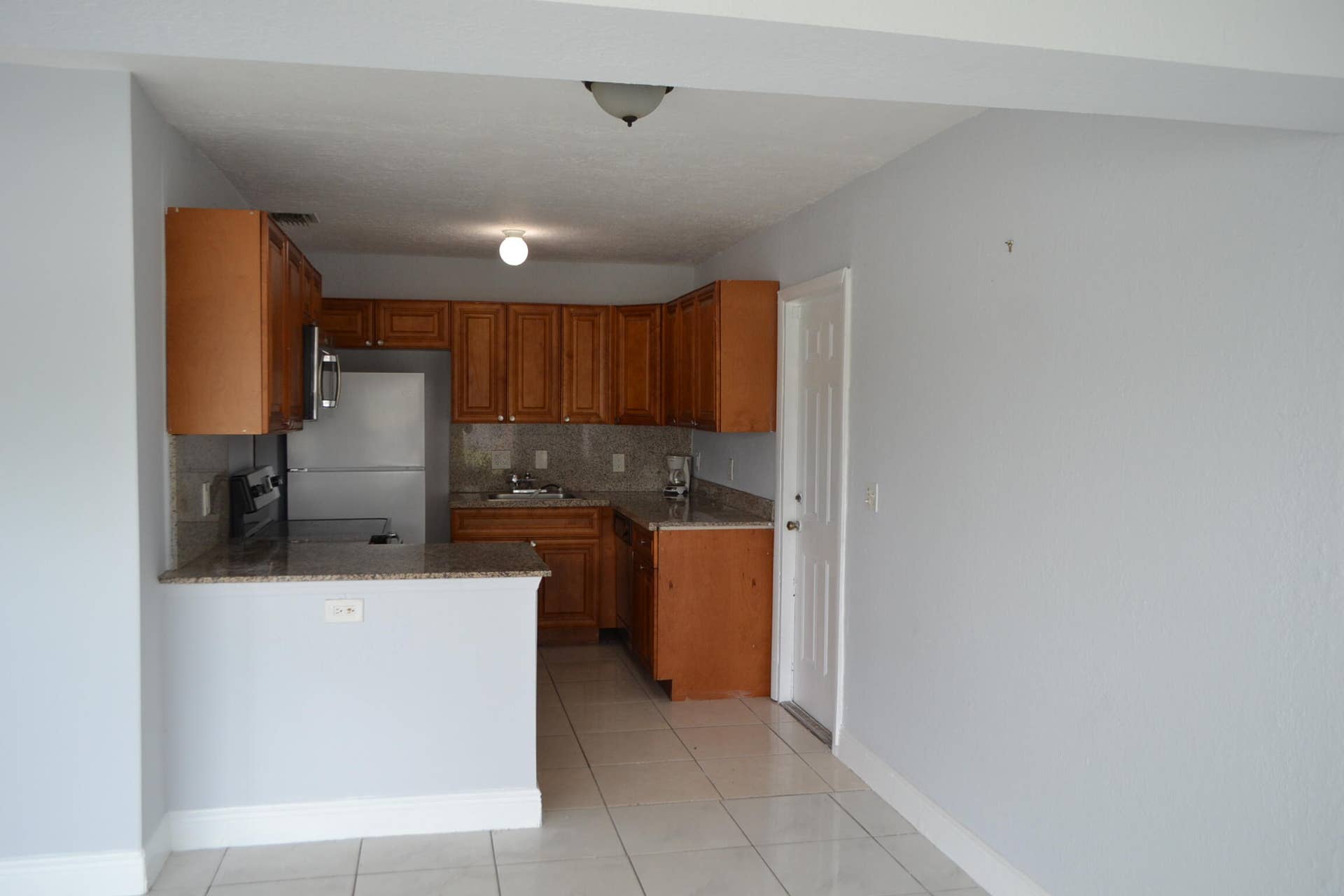 608 NW 20th Court, Pompano Beach, FL 33060 DSC_0306