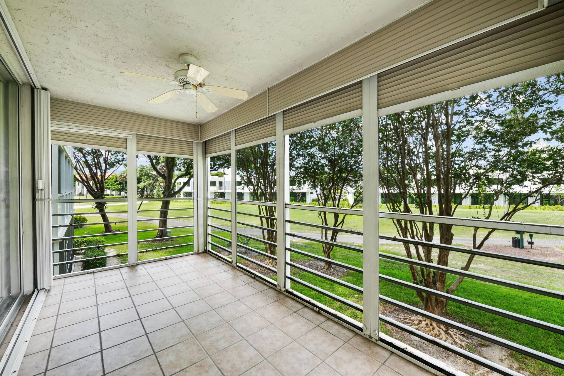 800 Cypress Grove Drive, #211, Pompano Beach, FL 33069 jr4q7Cnw