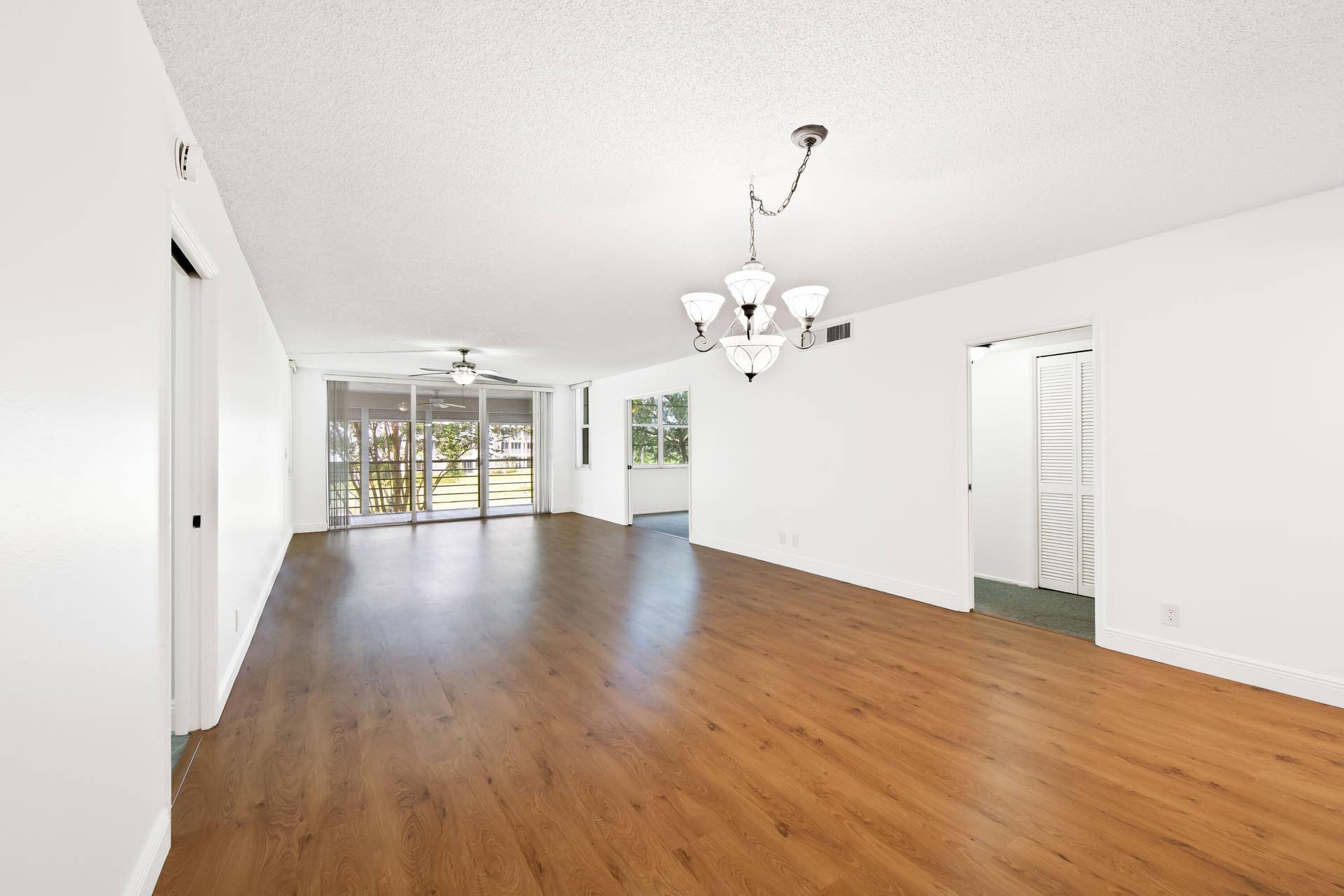800 Cypress Grove Drive, #211, Pompano Beach, FL 33069 hdG-Blew