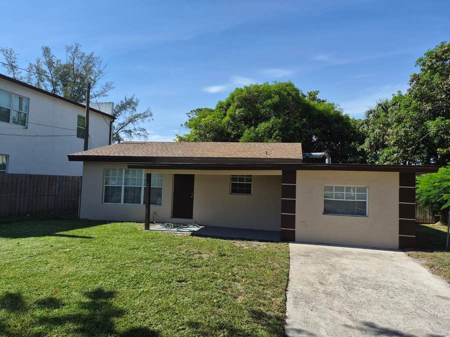 Property photo for 2798 NW 20th Street, Fort Lauderdale, FL