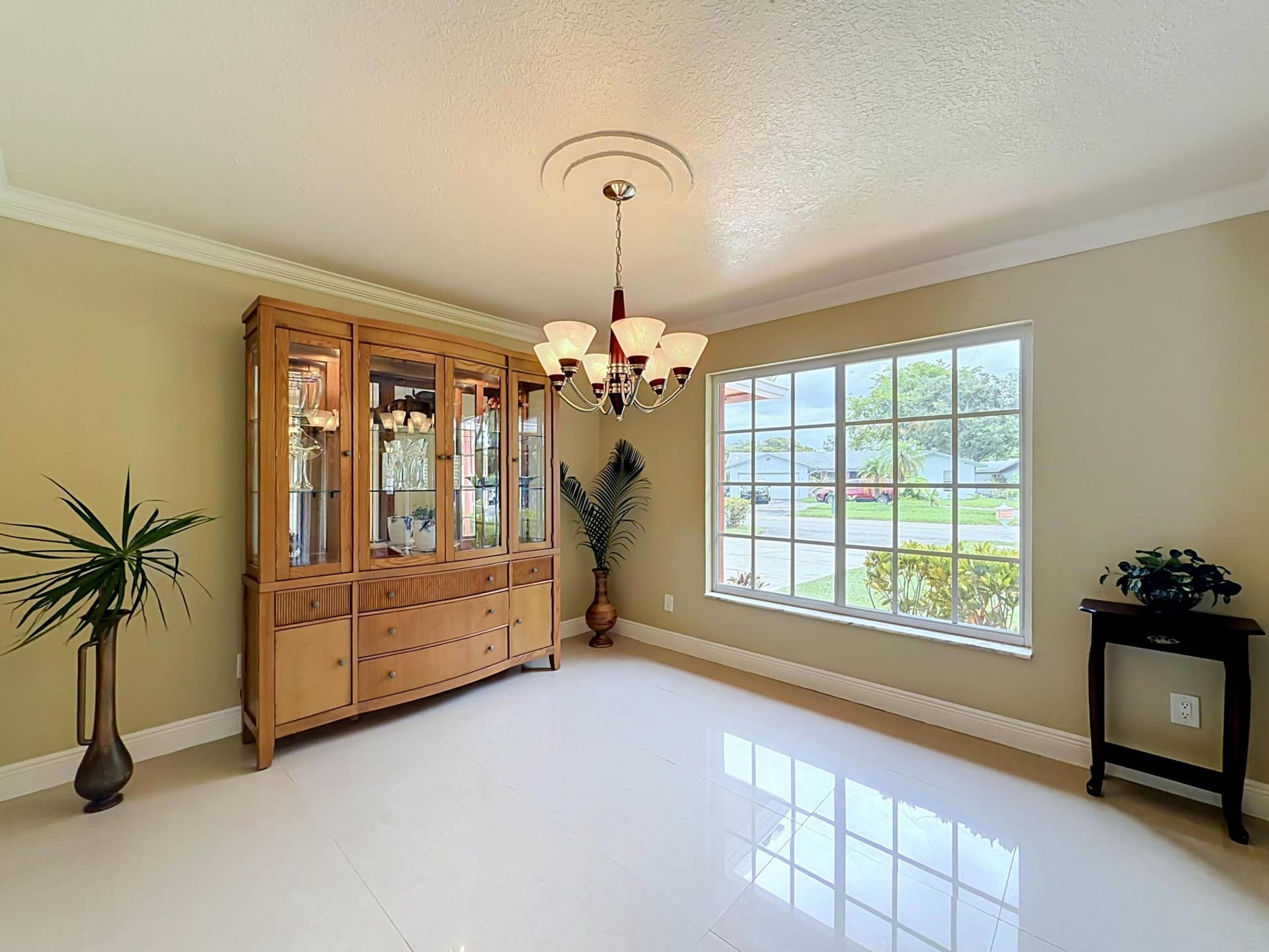 851 E Plantation Circle, Plantation, FL 33324 Formal Dining Room