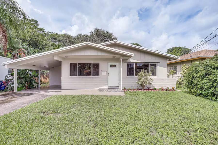 Property photo for 124 SW 2nd Avenue, Hallandale Beach, FL