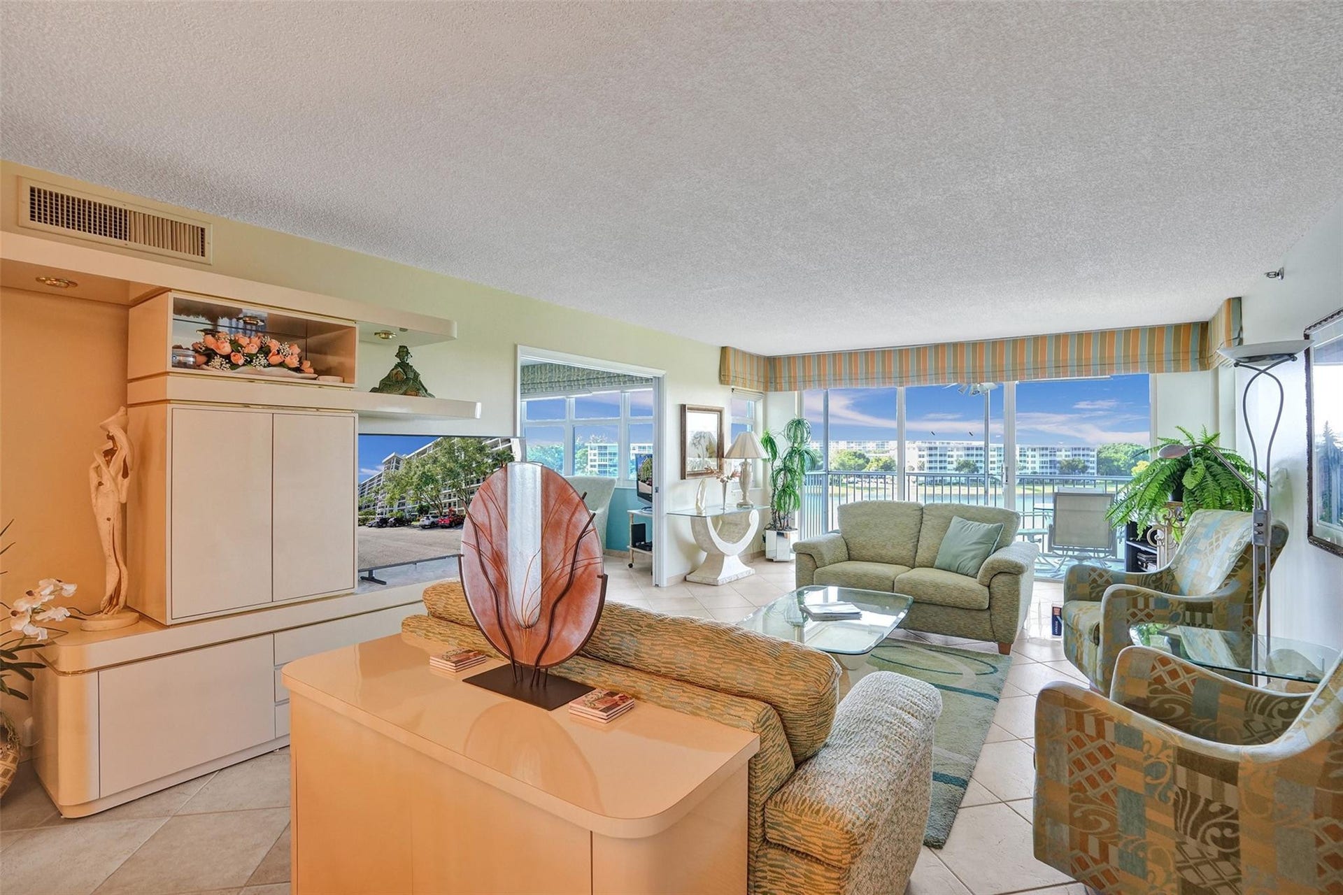 2900 N Course Drive, #602, Pompano Beach, FL 33069 Photo 3