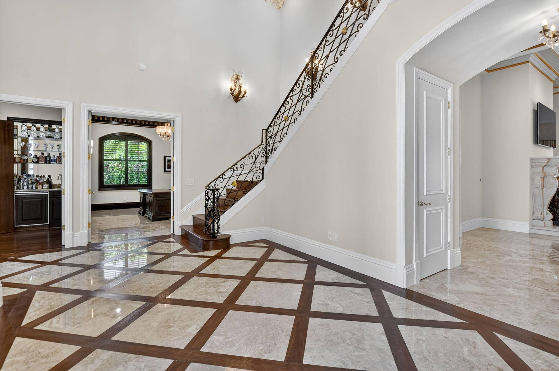 377 E Coconut Palm Road, Boca Raton, Boca Raton, FL 33432 20260228124234161167000000-o
